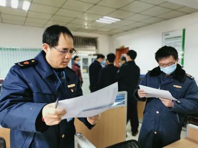 堅決守牢冷鏈?zhǔn)称贩酪甙踩P(guān) 市區(qū)兩級多部門聯(lián)合開展專項檢查與市場調(diào)查